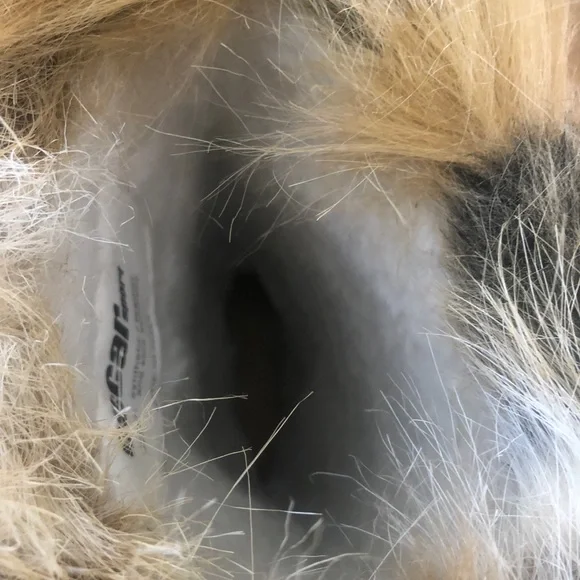 SOLD - NWT Oscar Sport Winna Faux Calf Hair/Fur Boots Size 37 - Picture 7 of 11